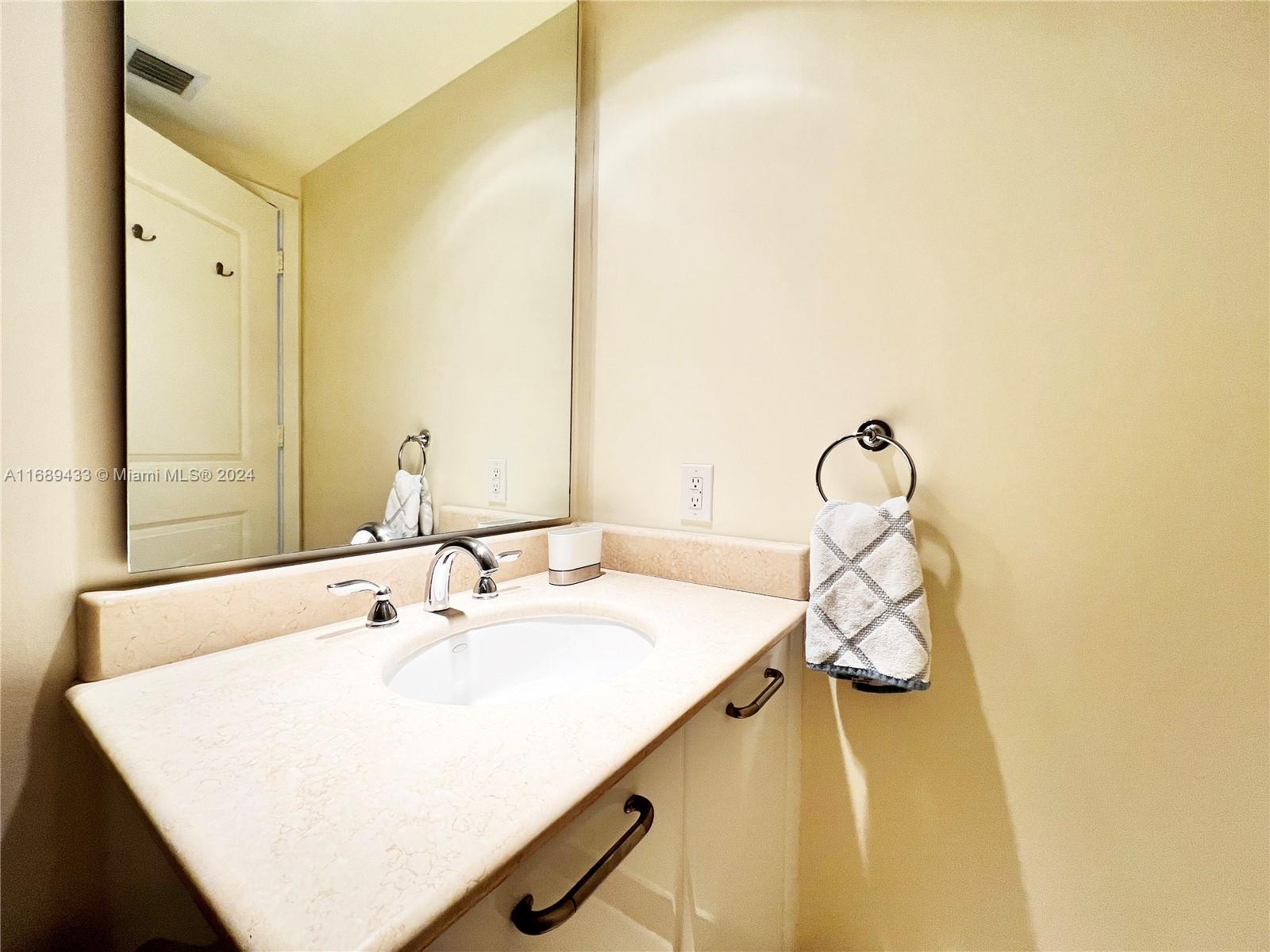 3101 S Ocean Dr #404, Hollywood, Florida image 32