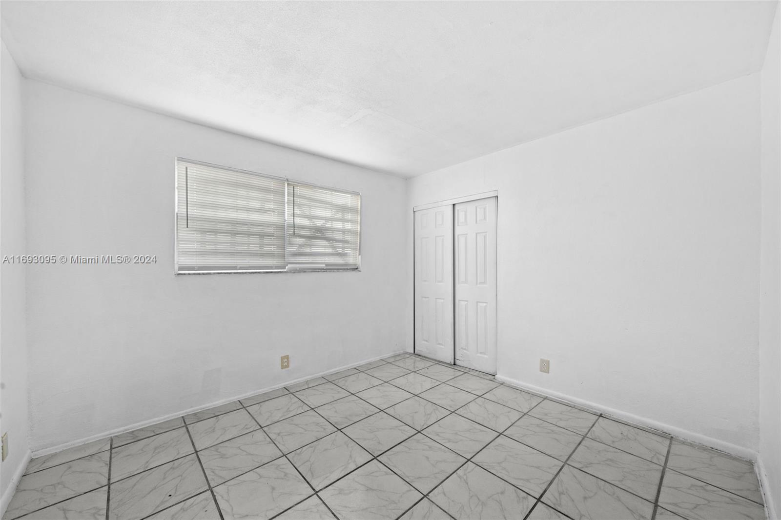 5401 NW 22nd St, Lauderhill, Florida image 18