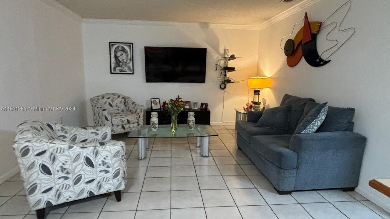 6480 W 12th Ave, Hialeah, Florida image 3