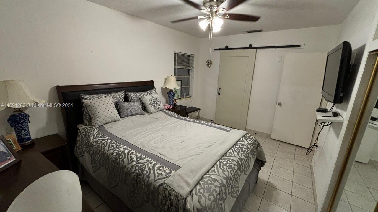 6480 W 12th Ave, Hialeah, Florida image 31