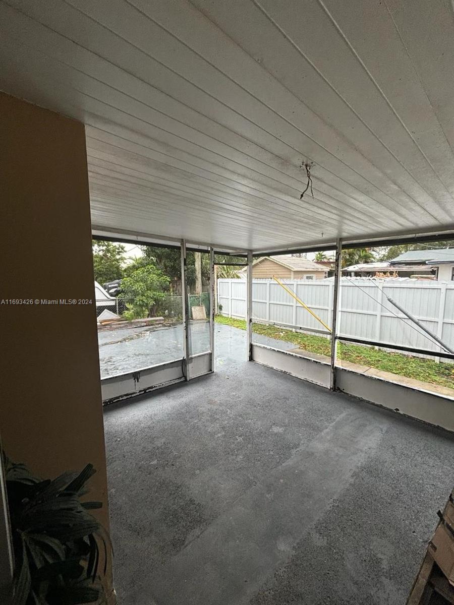 6330 NW 111th Ter, Hialeah, Florida image 16