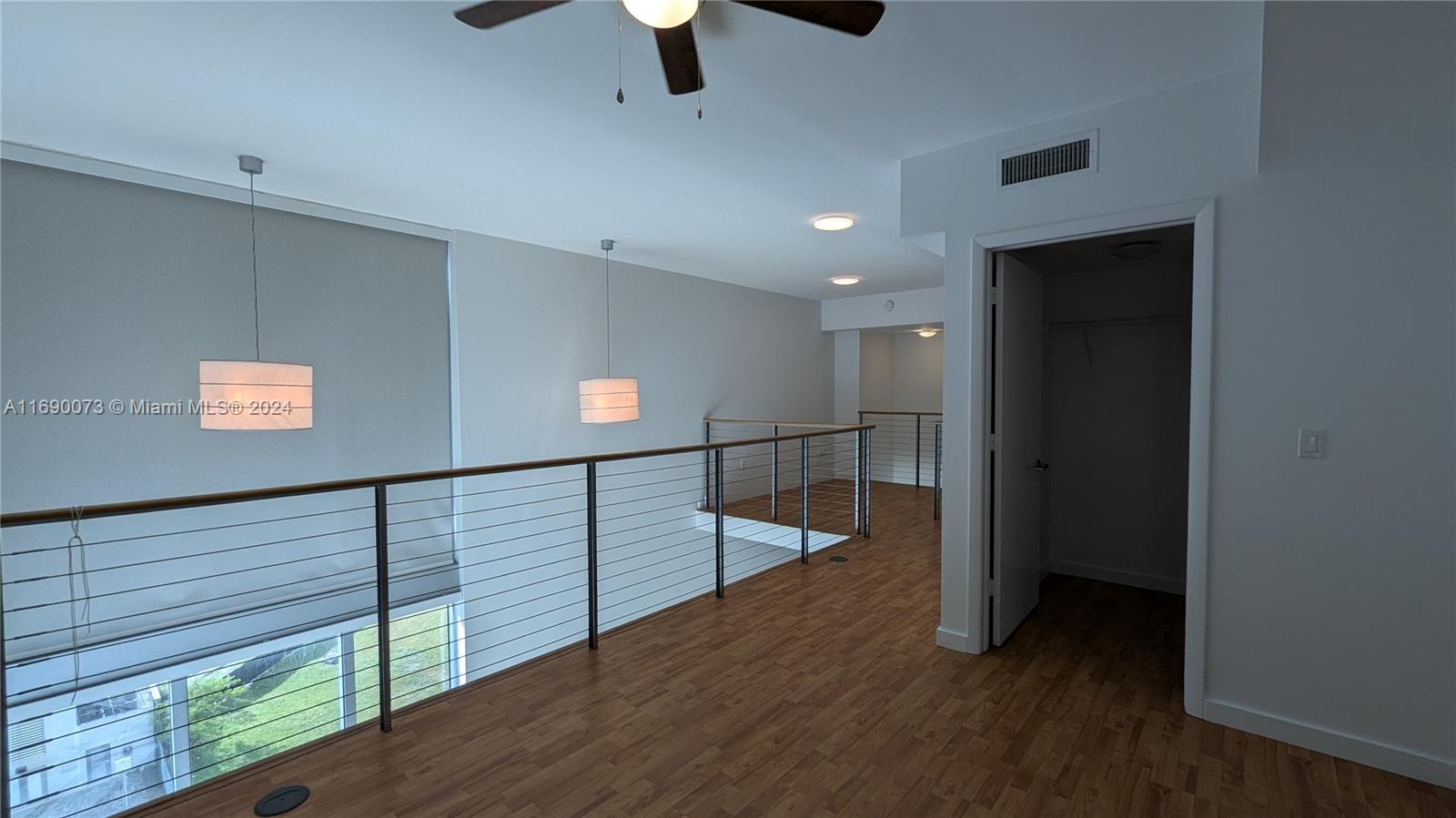 350 S Miami Ave #707, Miami FL 33130