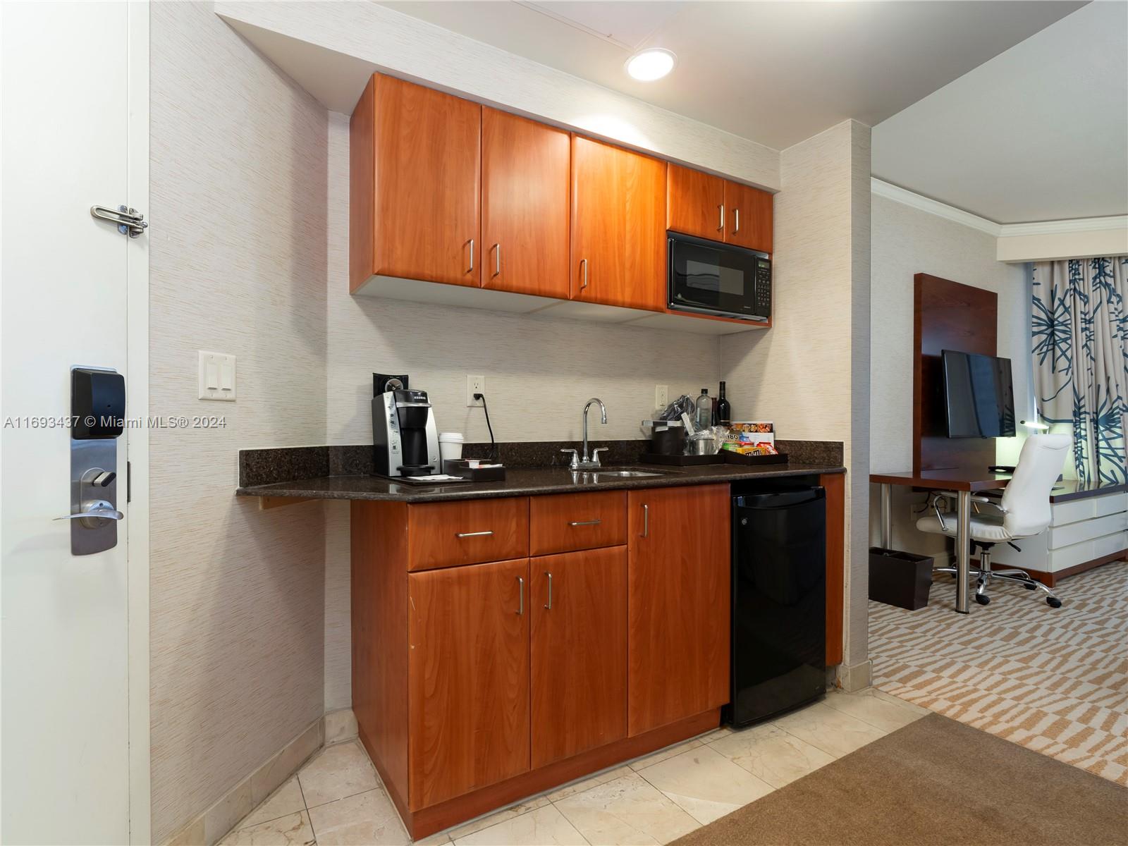 18001 Collins Ave #714, Sunny Isles Beach, Florida image 34