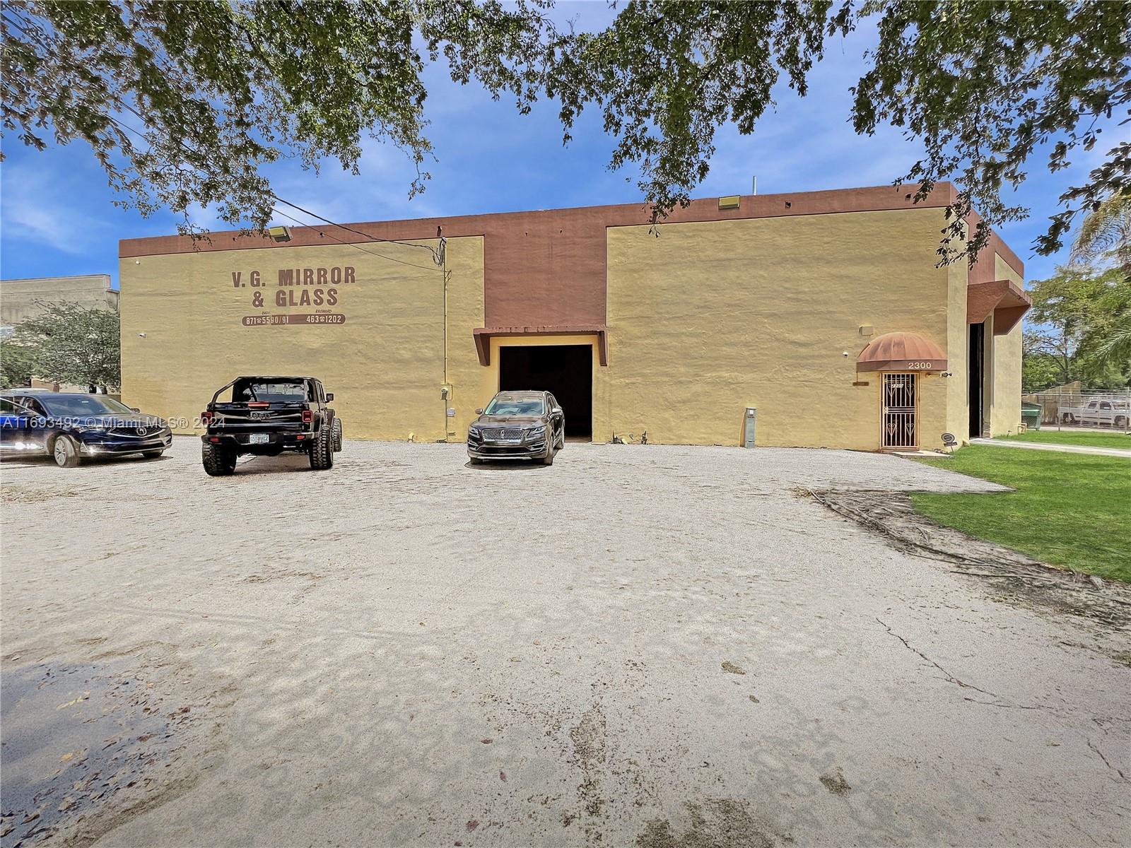 Freestanding industrial building on a 16,890 SF corner lot within the Palmer Lake Metropolitan Urban Center, a rapidly developing area in Miami-Dade County offering flexible zoning. The property offers +/-1,000 SF of office space, 22' ceiling height, 3-phase power, one dock and 2 street-level loading doors, fenced yard. Traditional use is industrial, however newer zoning permits those permitted in BU-2, as well as some uses in BU-3 districts.

Located across from Amazon Palmer Lake distribution center, East of Miami Int'l Airport, near Miami Freedom Park development, and the neighborhoods of Miami Springs and Doral. With four hotels within walking distance and additional commercial developments underway in the area, this area is poised for growth.