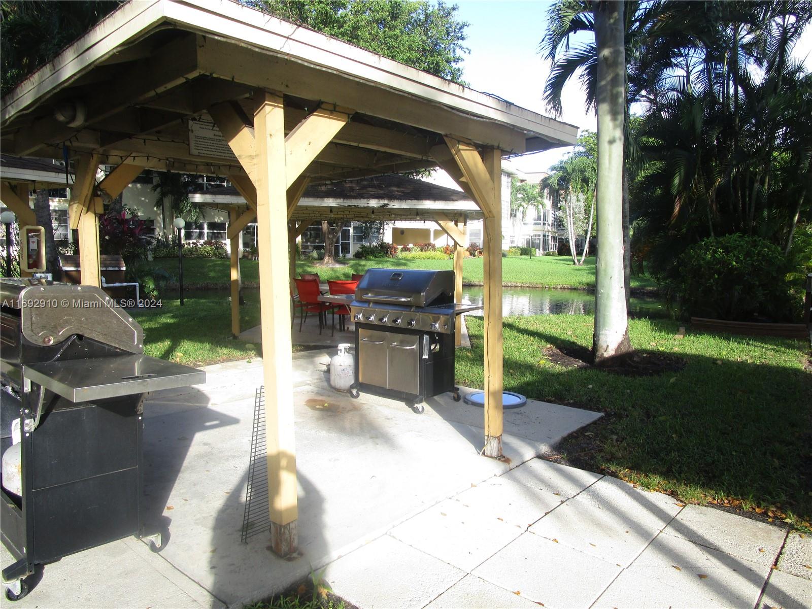 5111 W Oakland Park Blvd #305, Lauderdale Lakes, Florida image 10