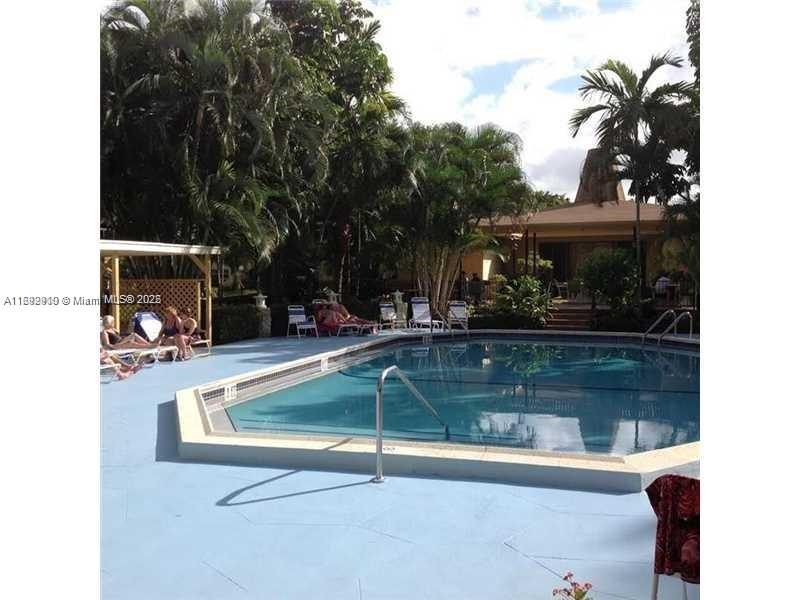 5111 W Oakland Park Blvd #305, Lauderdale Lakes, Florida image 12