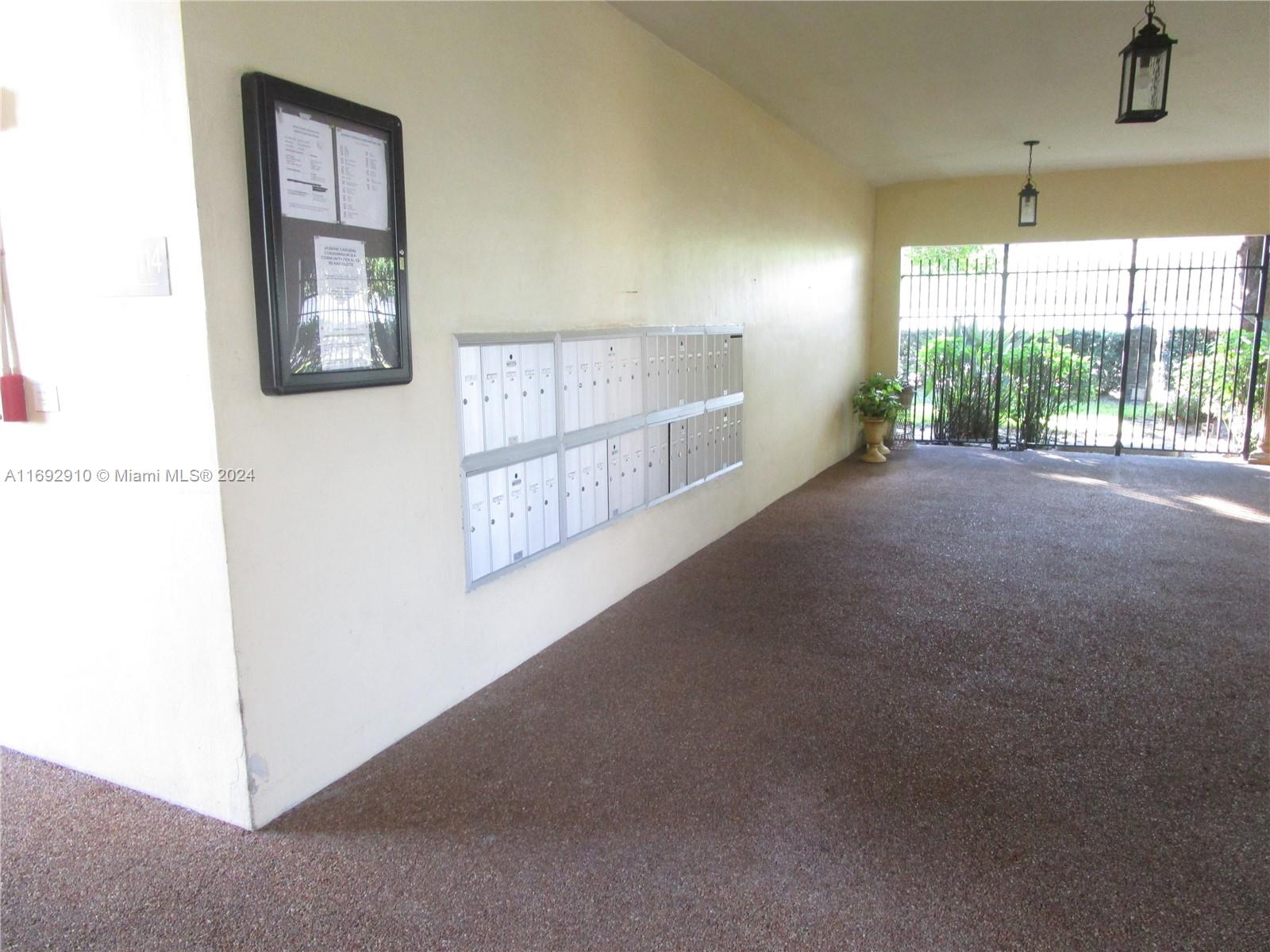 5111 W Oakland Park Blvd #305, Lauderdale Lakes, Florida image 2