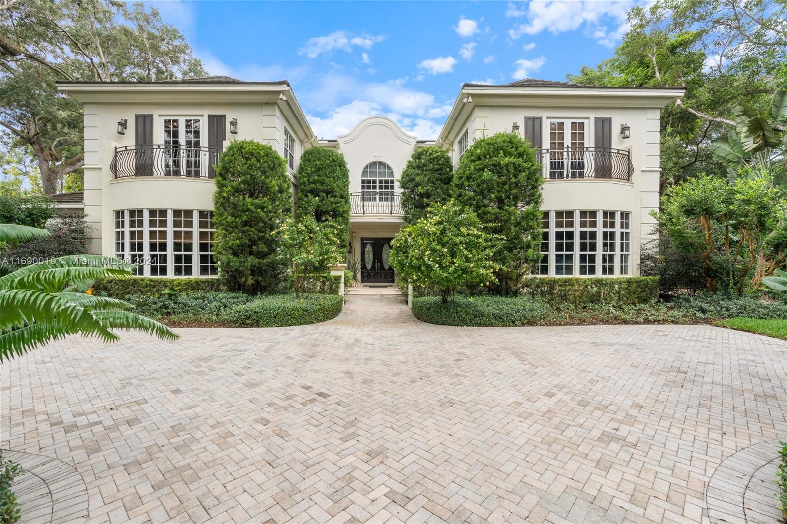 5455 Kerwood Oaks Dr, Coral Gables, Florida image 4