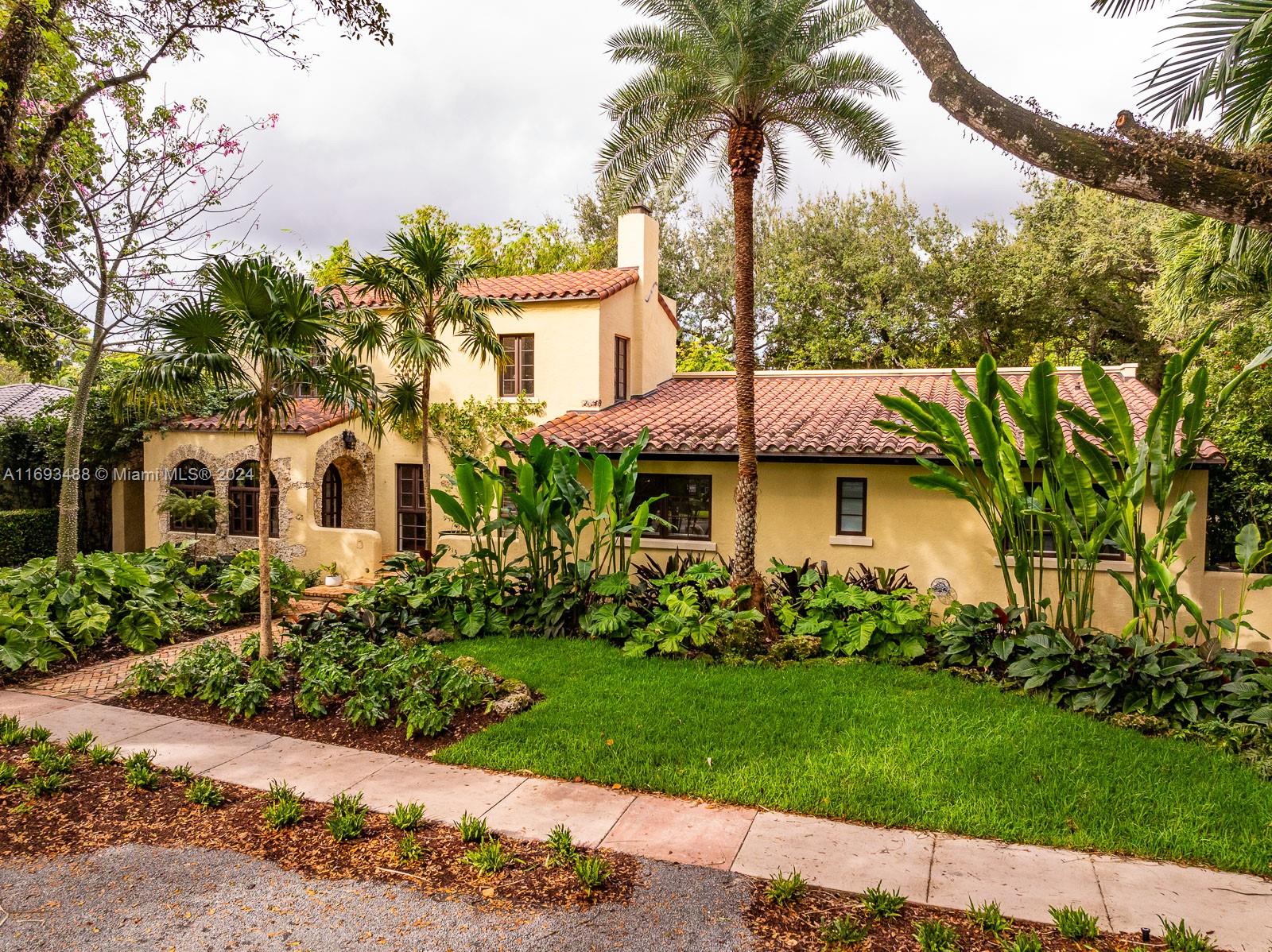 513 Majorca Ave, Coral Gables, Florida image 3