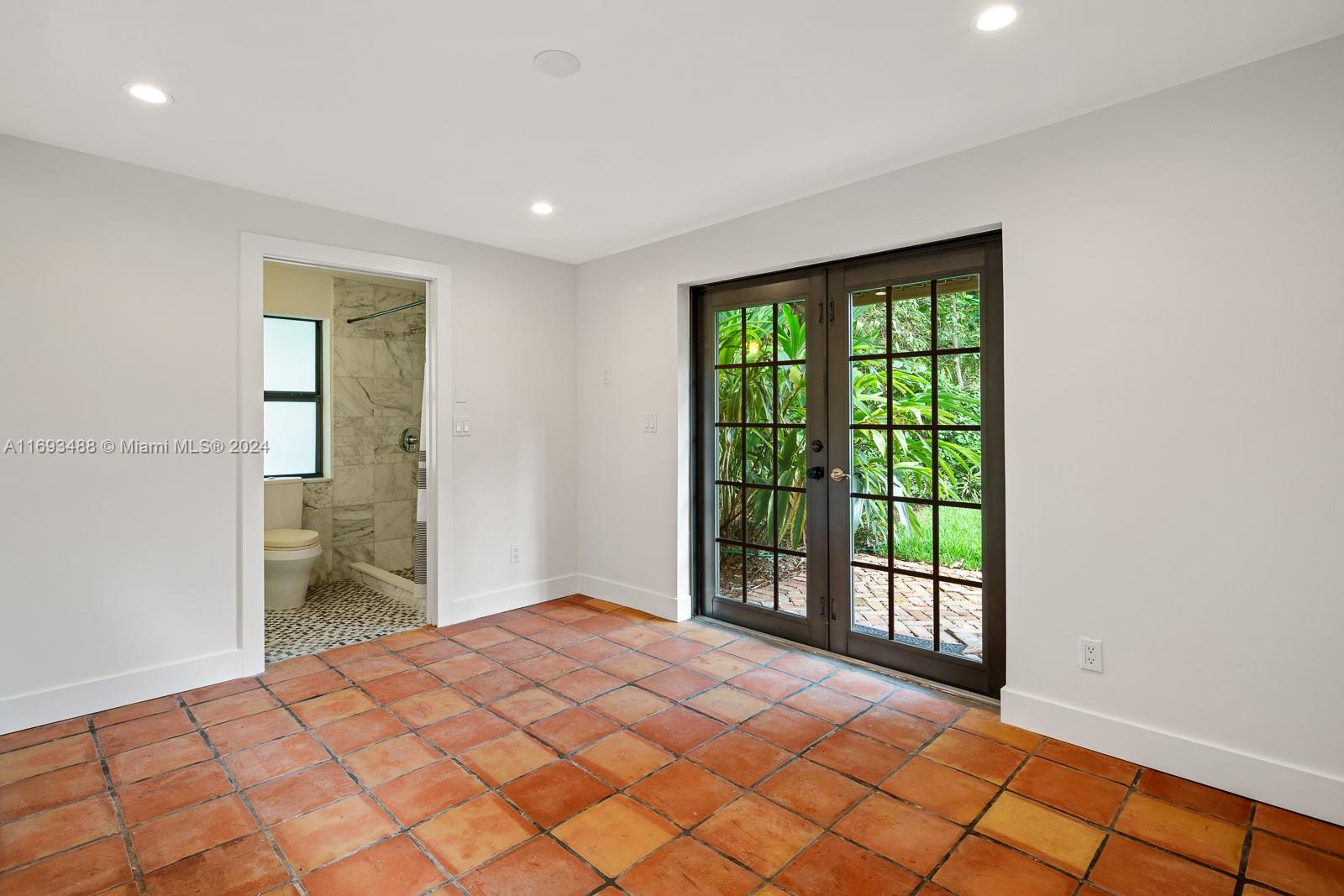 513 Majorca Ave, Coral Gables, Florida image 32