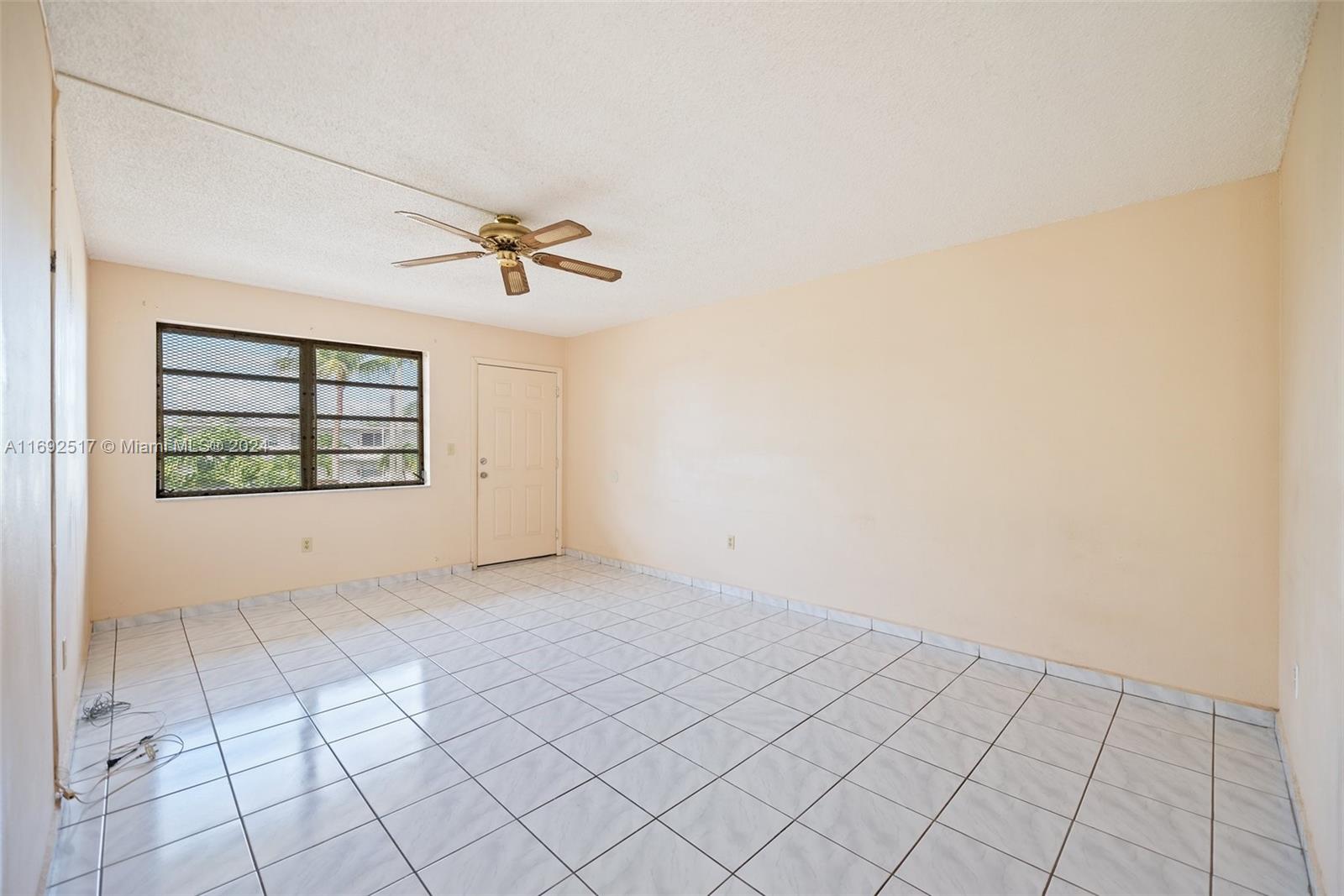 160 NE 203rd Ter #30, Miami Gardens, Florida image 3