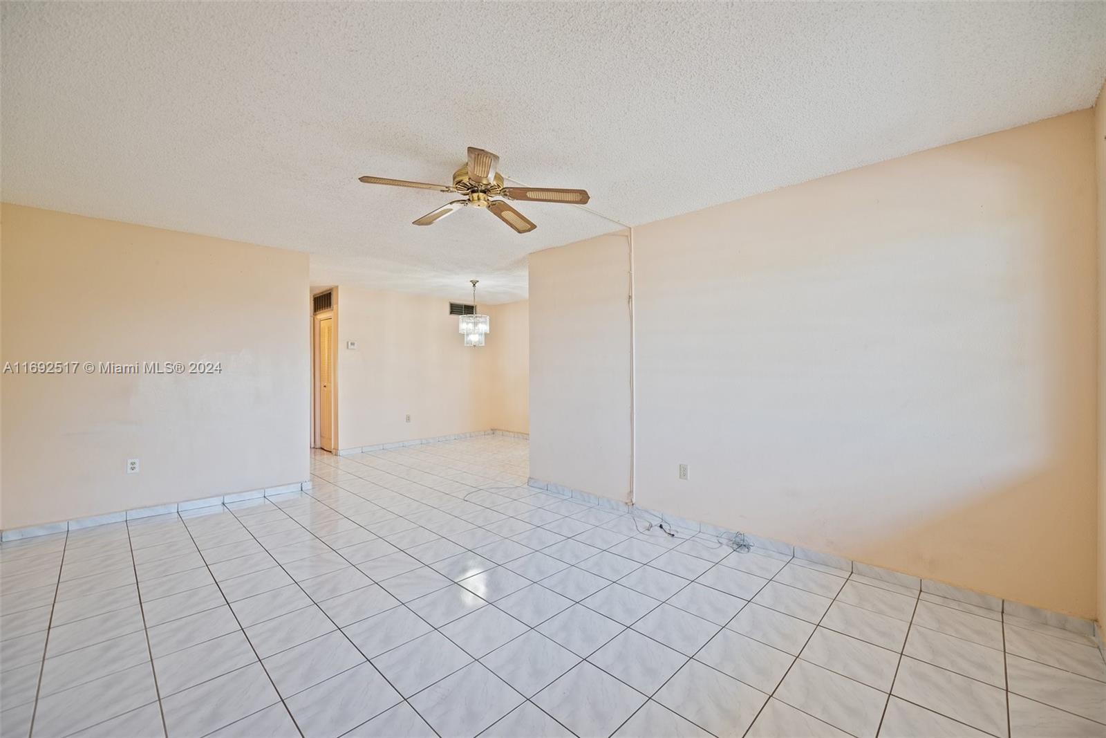 160 NE 203rd Ter #30, Miami Gardens, Florida image 4