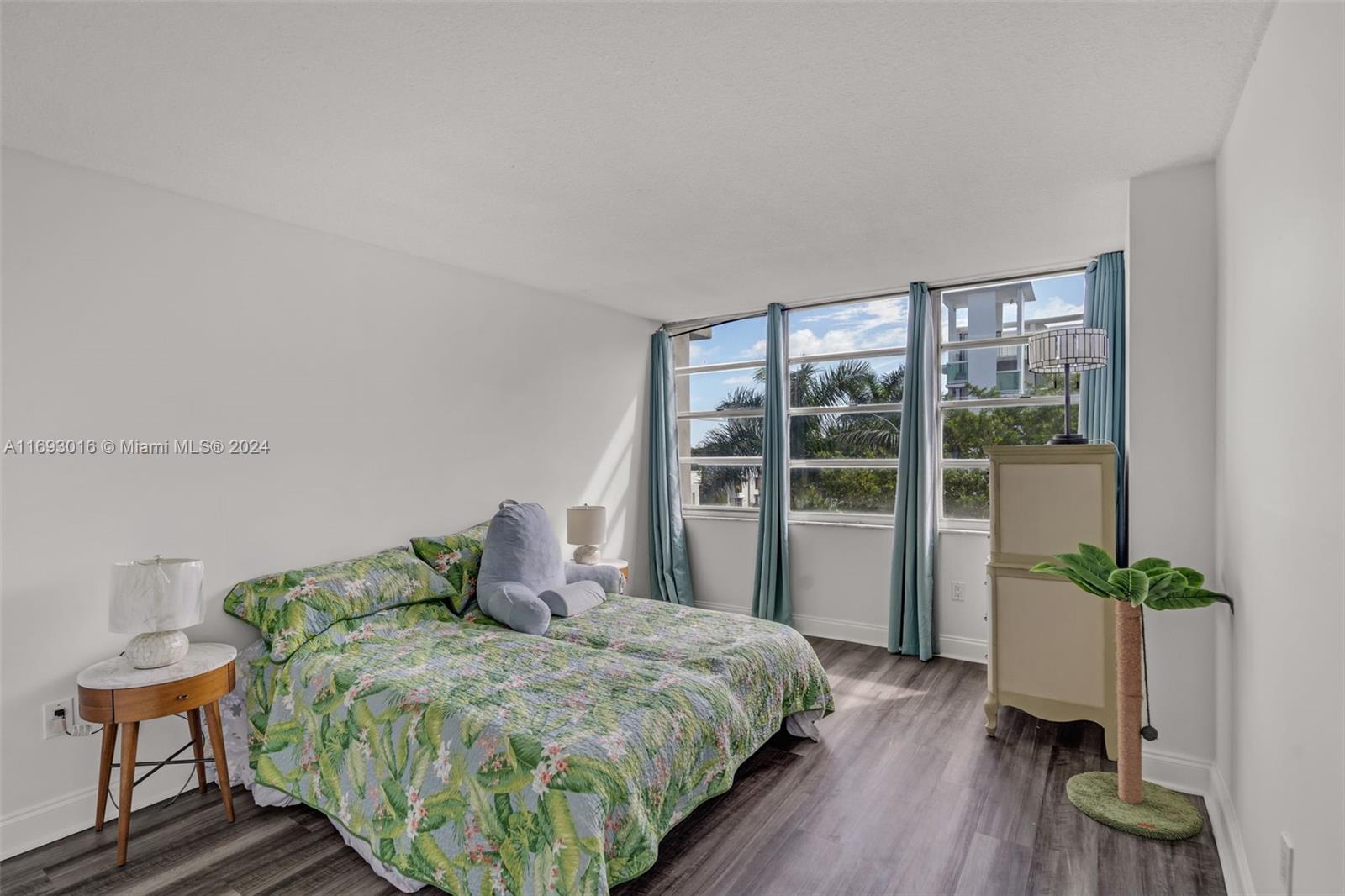 2016 Bay Dr #403, Miami Beach, Florida image 23