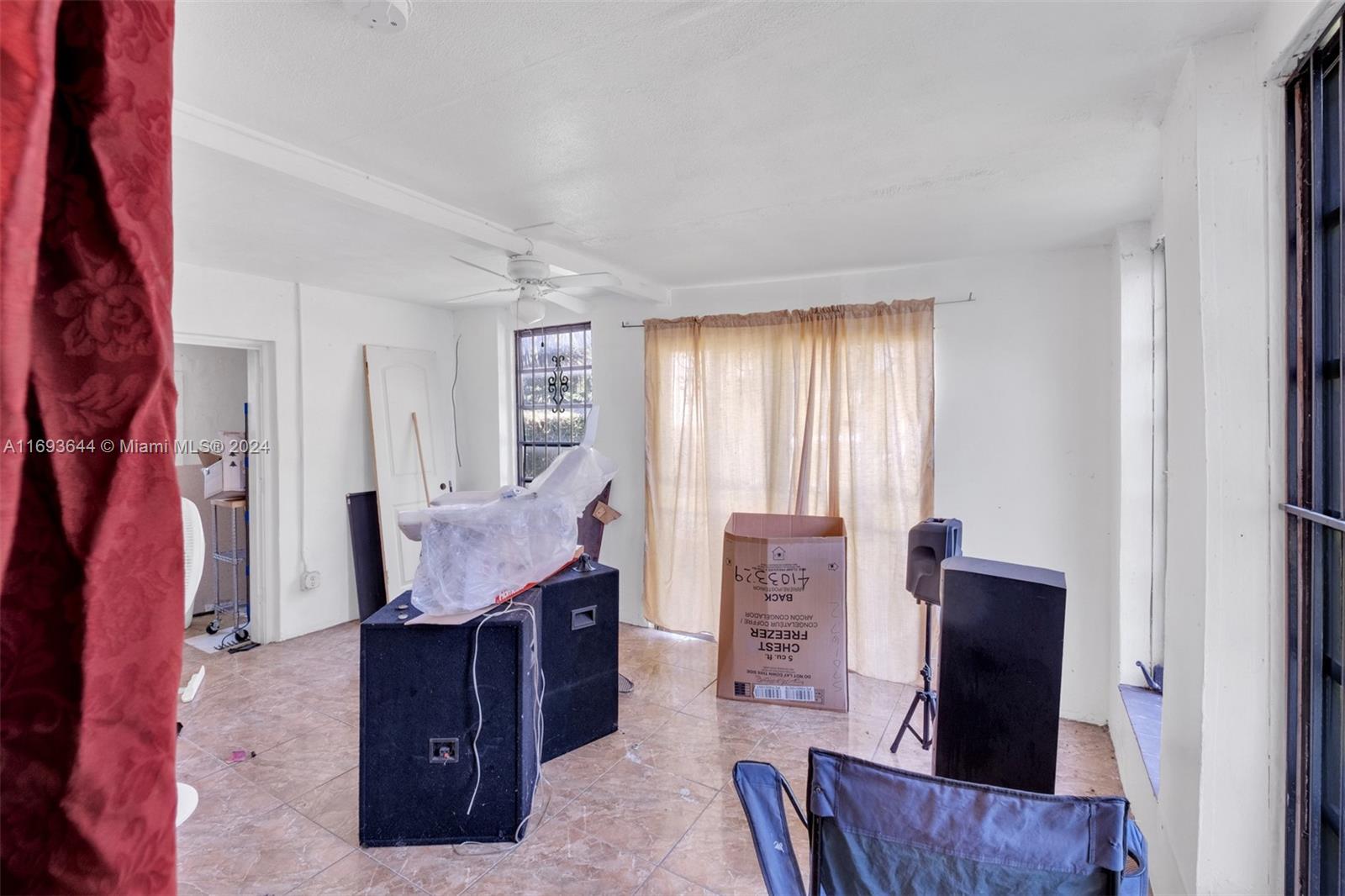 Listing Photo 9