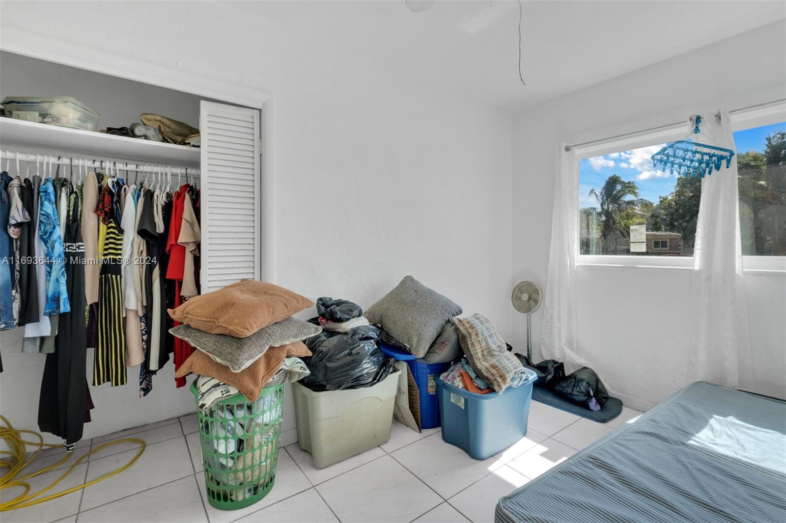 1231 NE 152nd St, North Miami Beach, Florida image 15