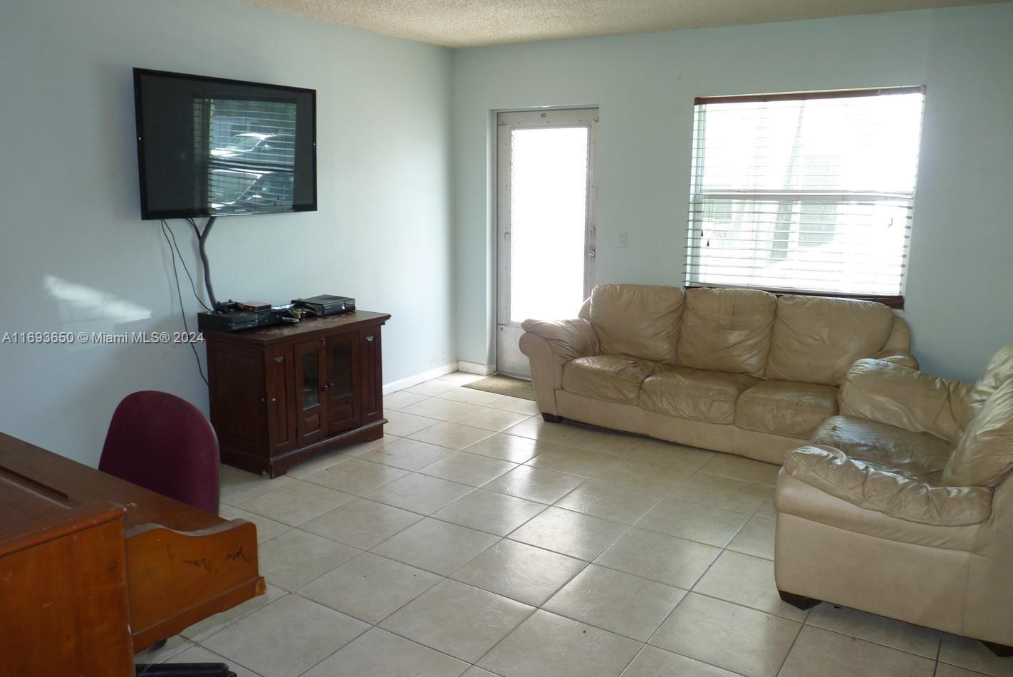 1746 N 3rd Ave N #2, Lake Worth, Florida image 3