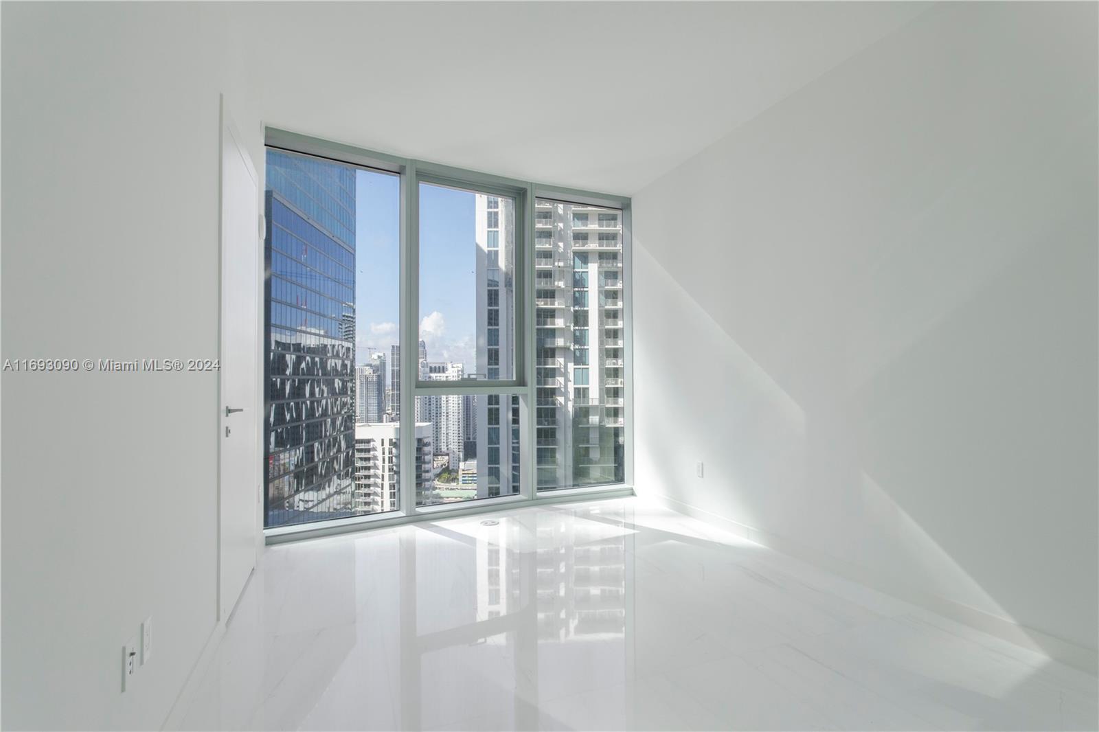 300 Biscayne Blvd Way #3307, Miami, Florida image 17