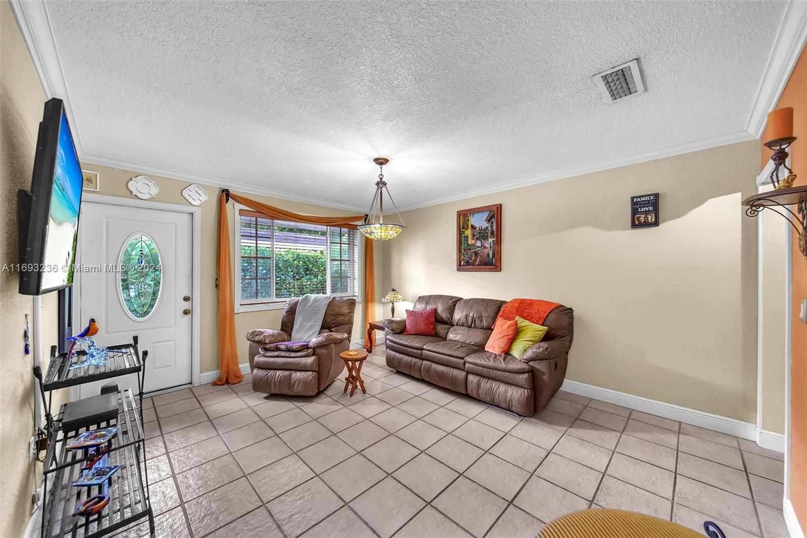 5616 Arthur St, Hollywood, Florida image 12