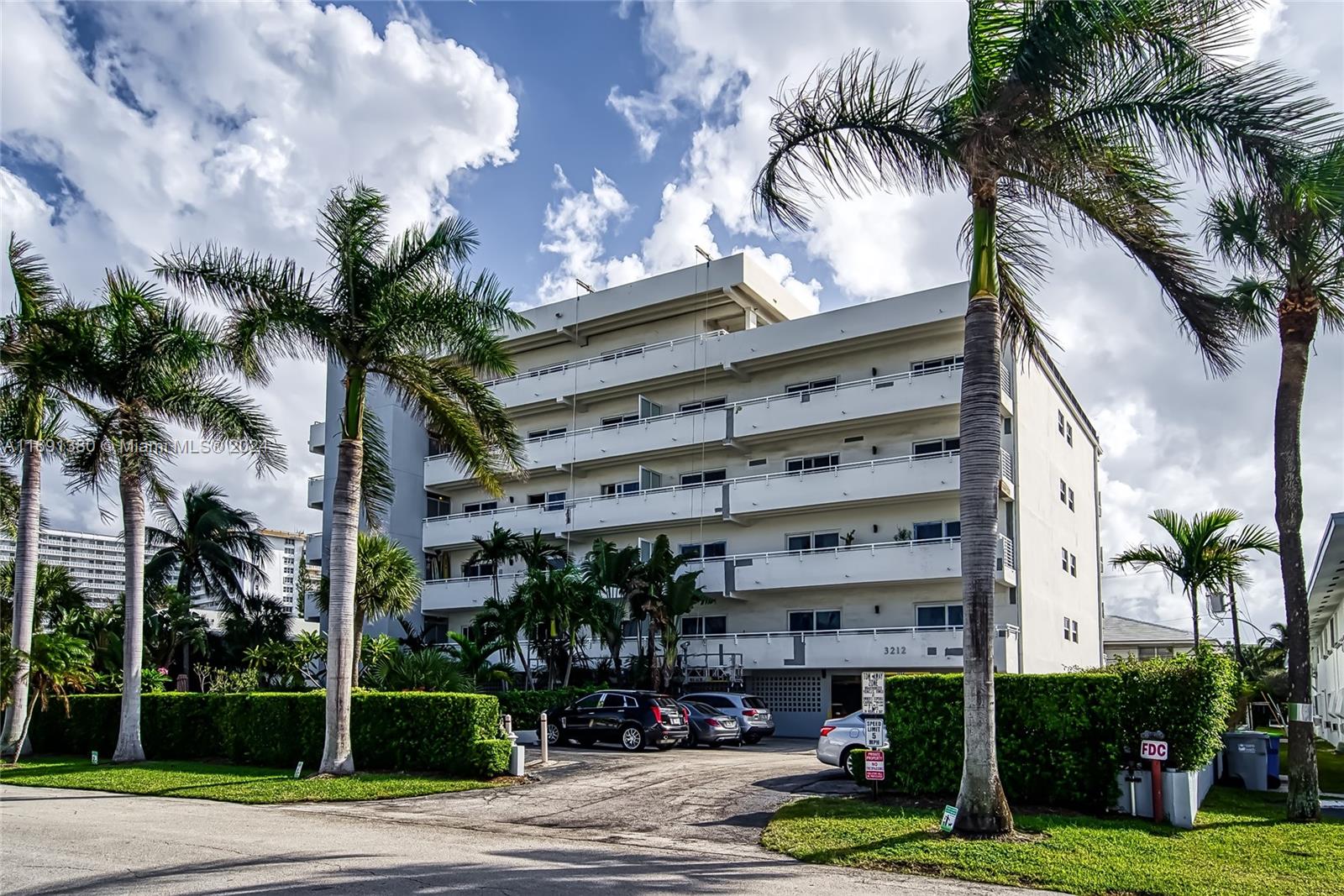 3212 NE 12th St #303, Pompano Beach, Florida image 35