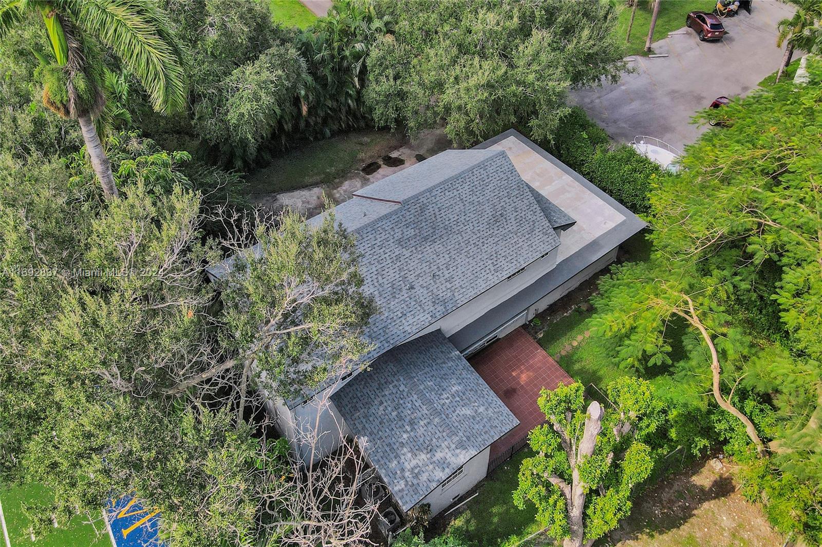 11625 Griffing Blvd, Biscayne Park, Florida image 47