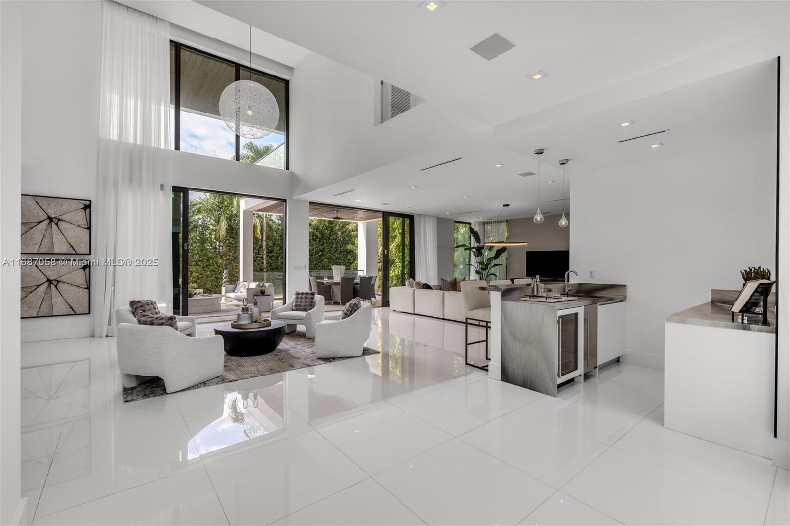 124 Park Dr, Bal Harbour, Florida image 11