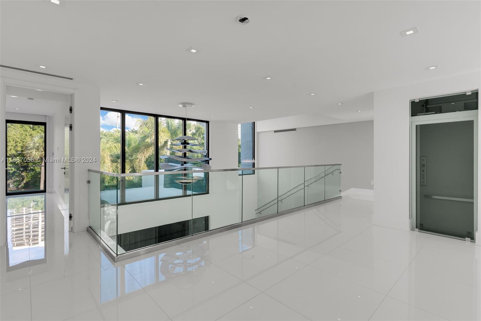 124 Park Dr, Bal Harbour, Florida image 39