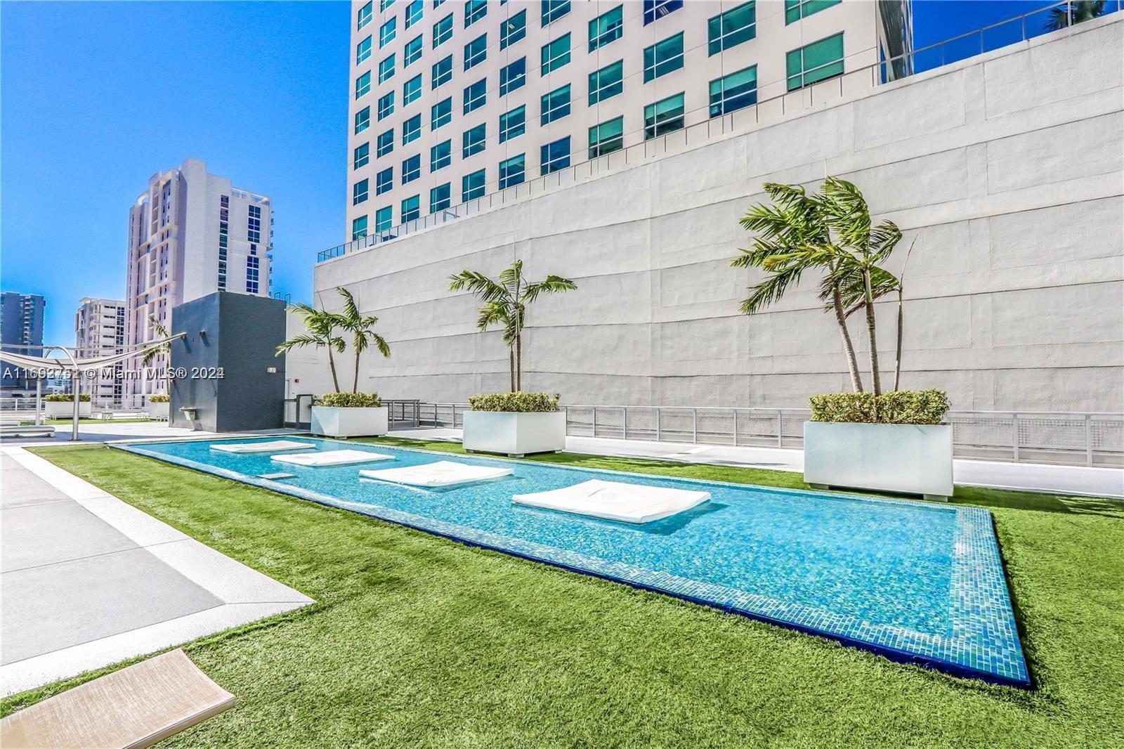 690 SW 1st Ct #2328, Miami FL 33130