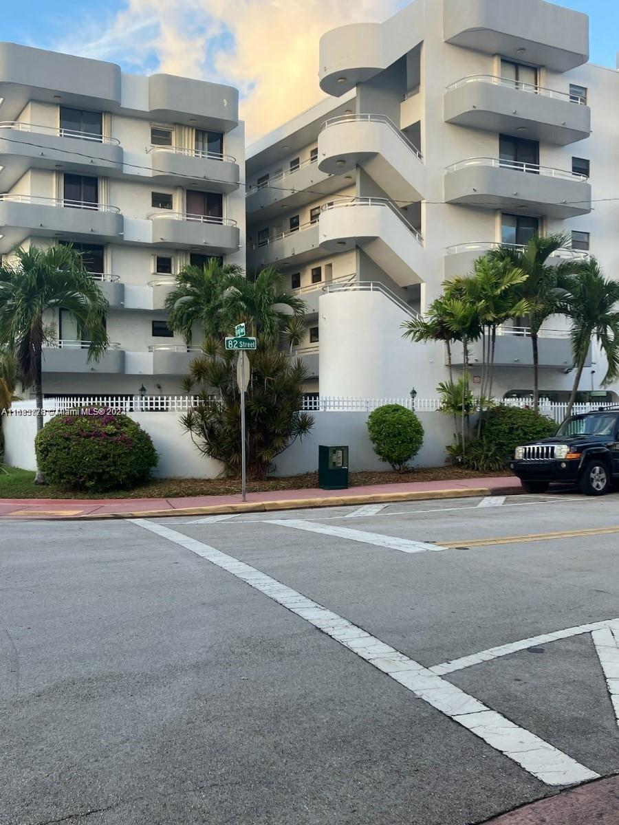 8201 Byron Ave #505, Miami Beach, Florida image 1