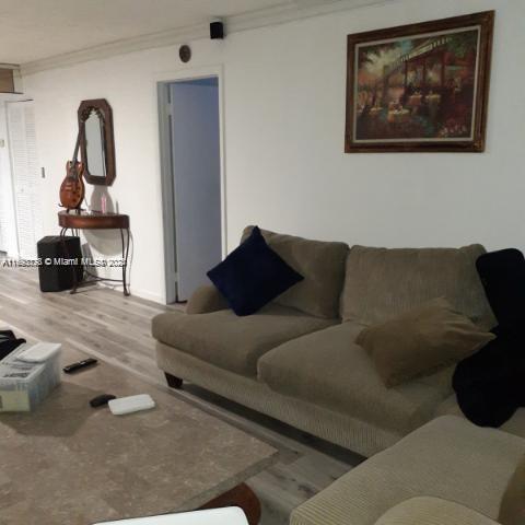 8201 Byron Ave #505, Miami Beach, Florida image 5