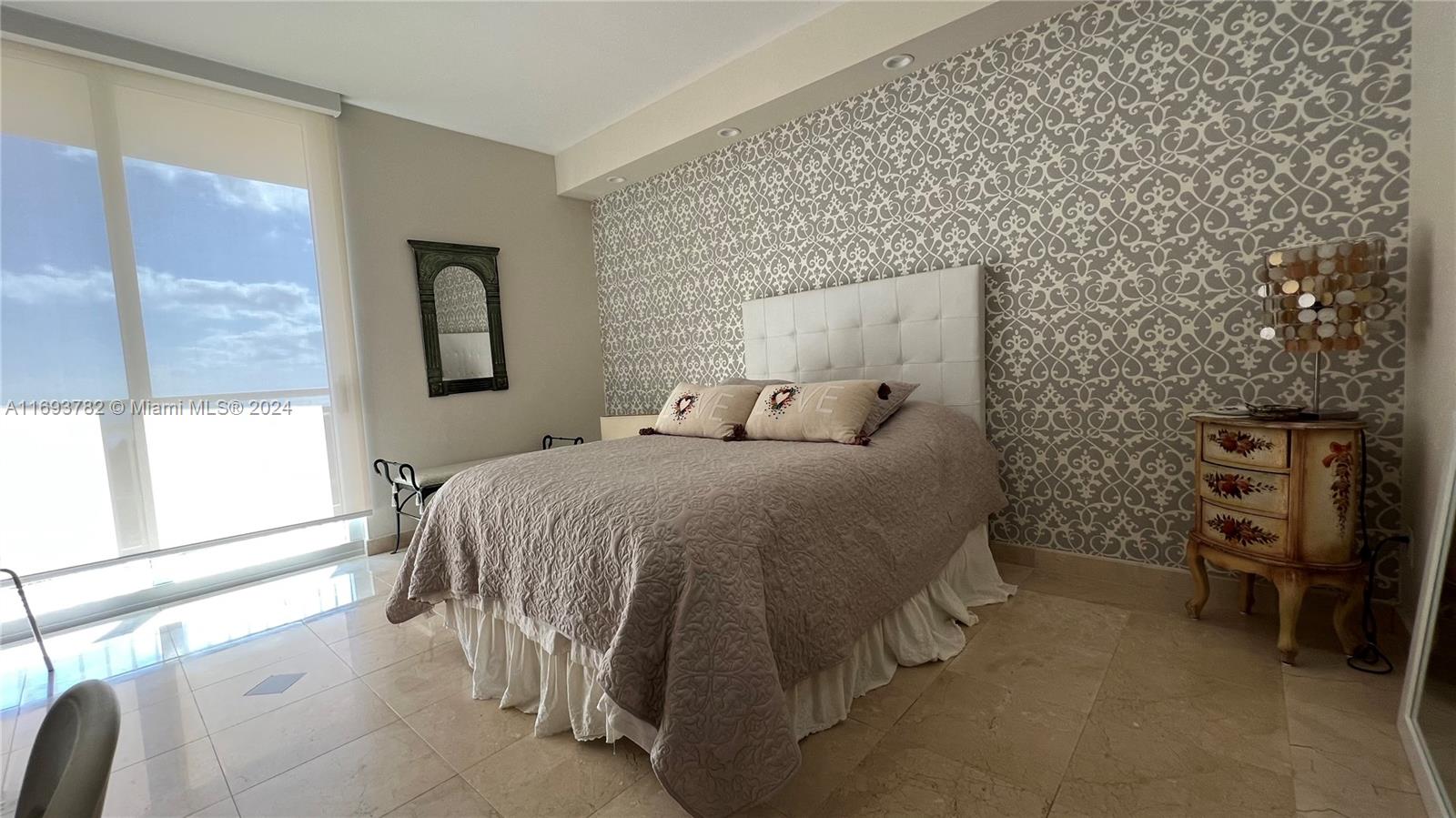 2475 Brickell Ave #808, Miami FL 33129