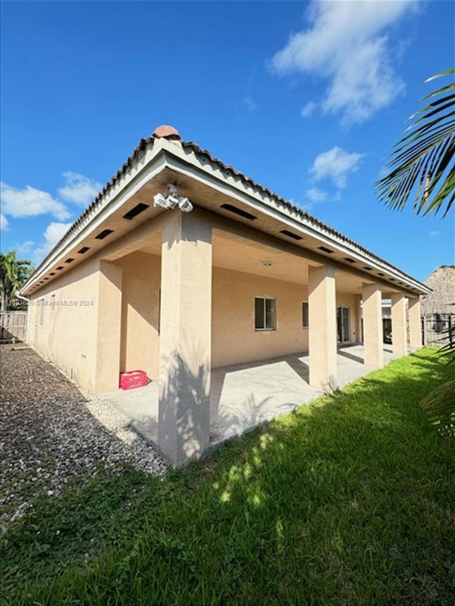 1210 SE 7th Ct, Homestead, Florida image 21