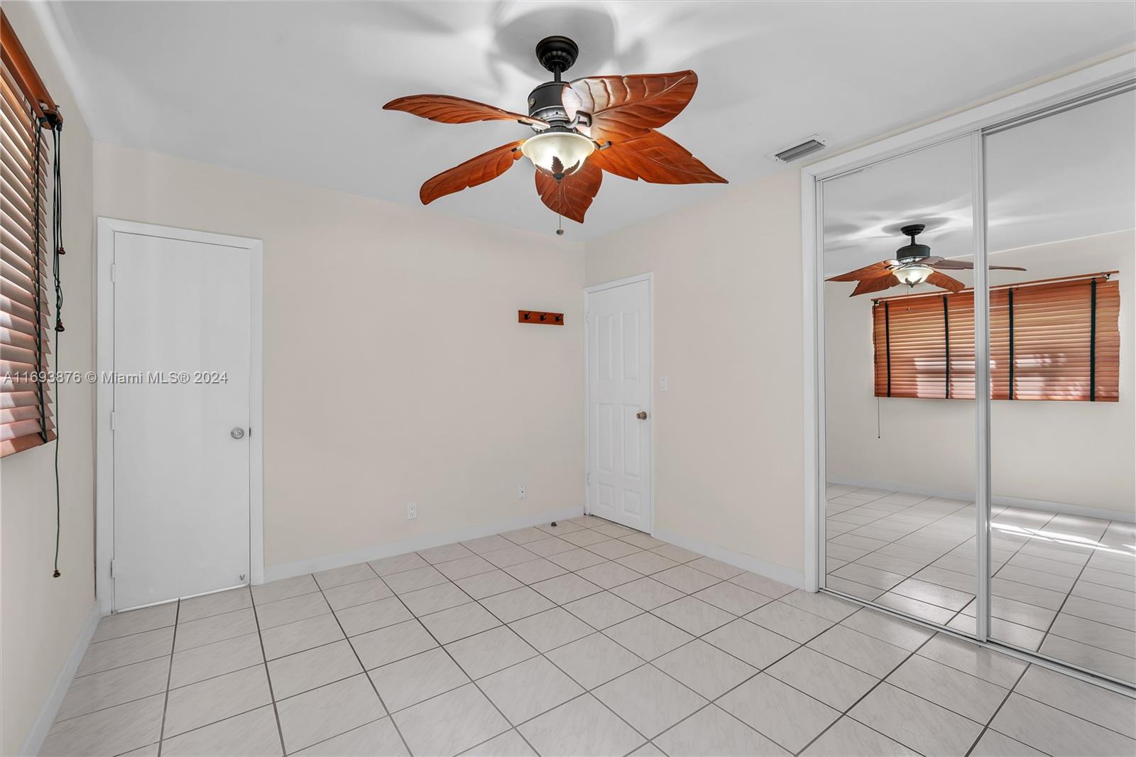 1166 Hayes St, Hollywood, Florida image 5