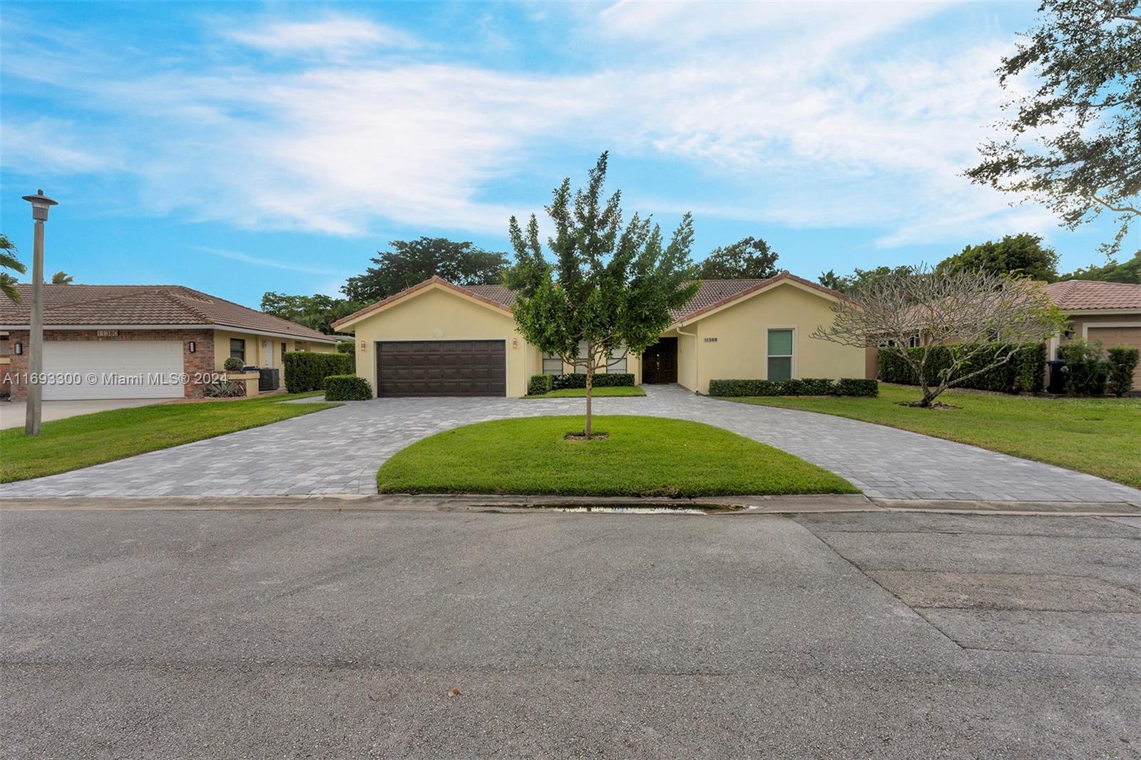 11388 NW 18th Mnr, Coral Springs, Florida image 2