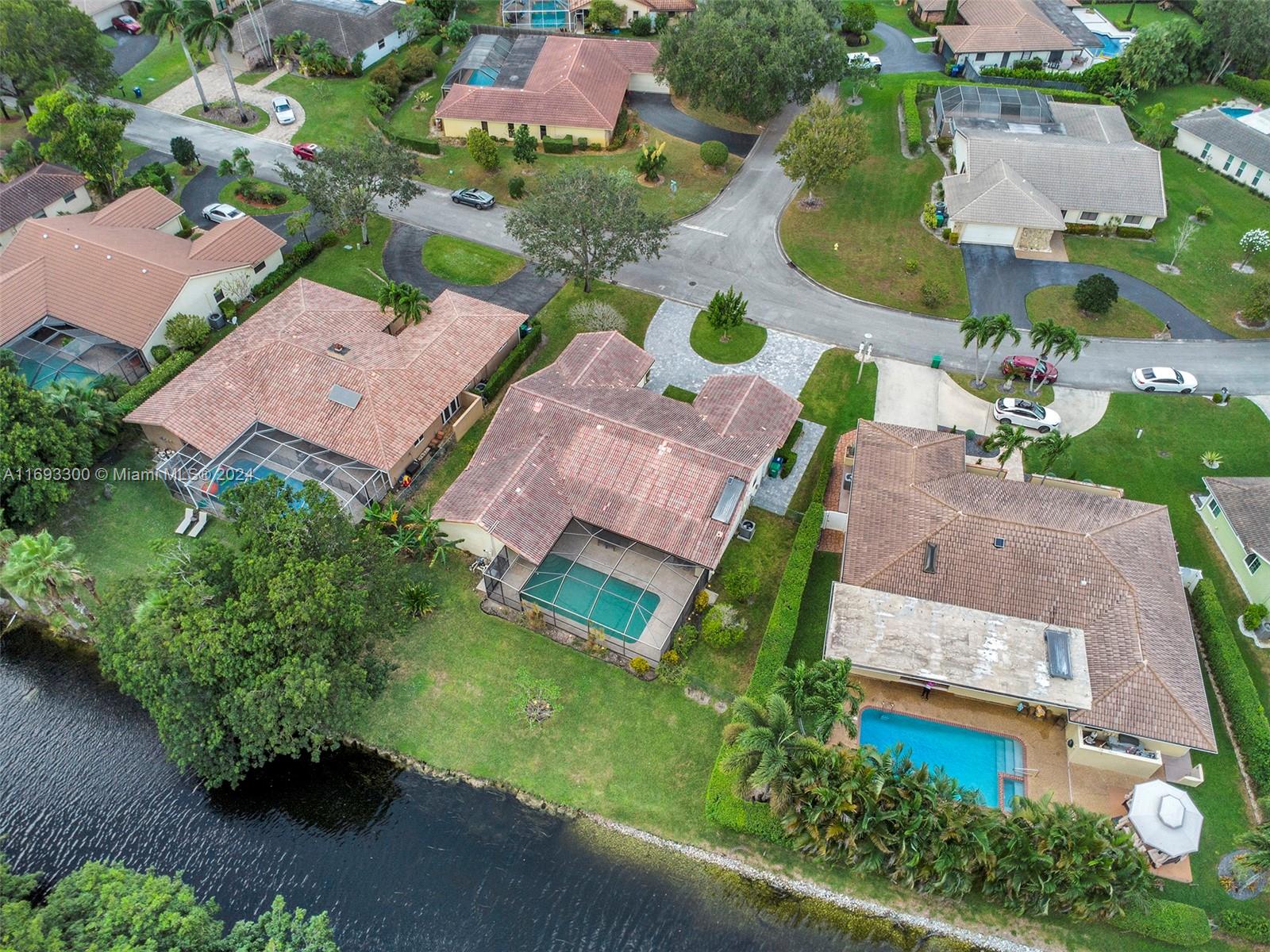 11388 NW 18th Mnr, Coral Springs, Florida image 42