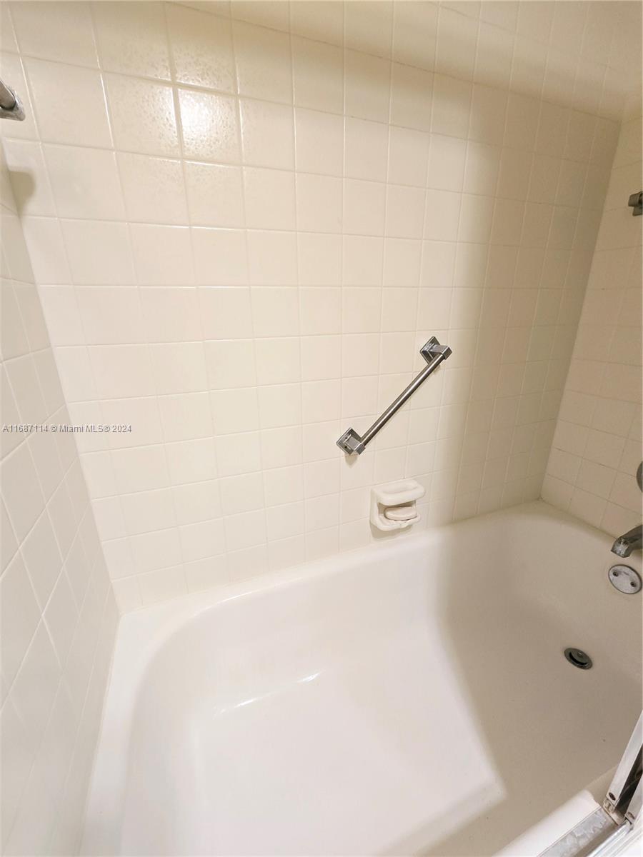 2703 Nassau Bnd #C2, Coconut Creek, Florida image 36