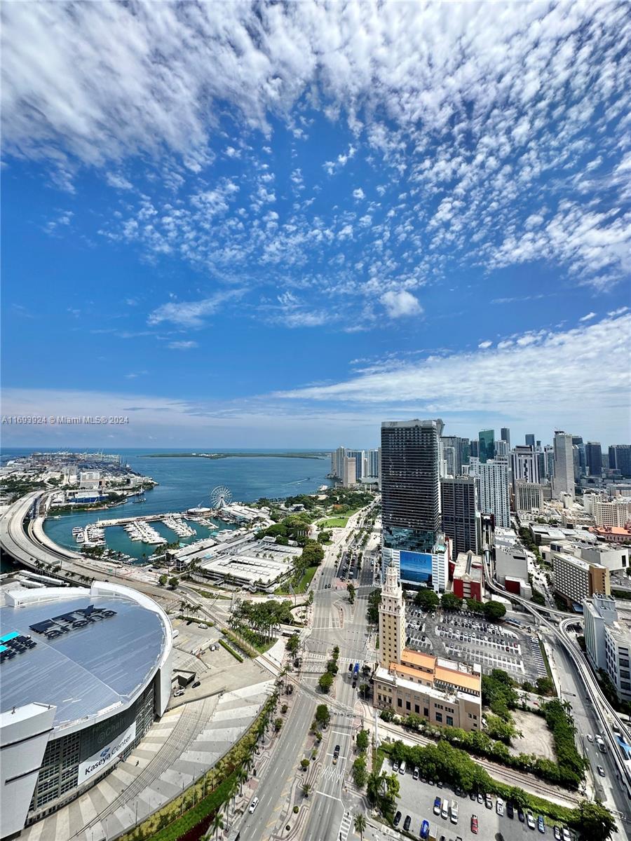 888 Biscayne Blvd #4803, Miami FL 33132