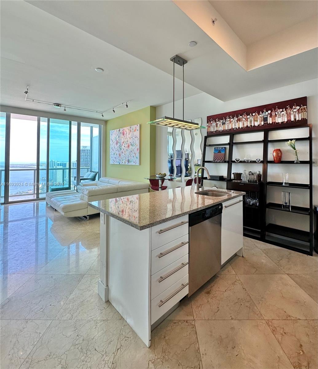888 Biscayne Blvd #4803, Miami FL 33132