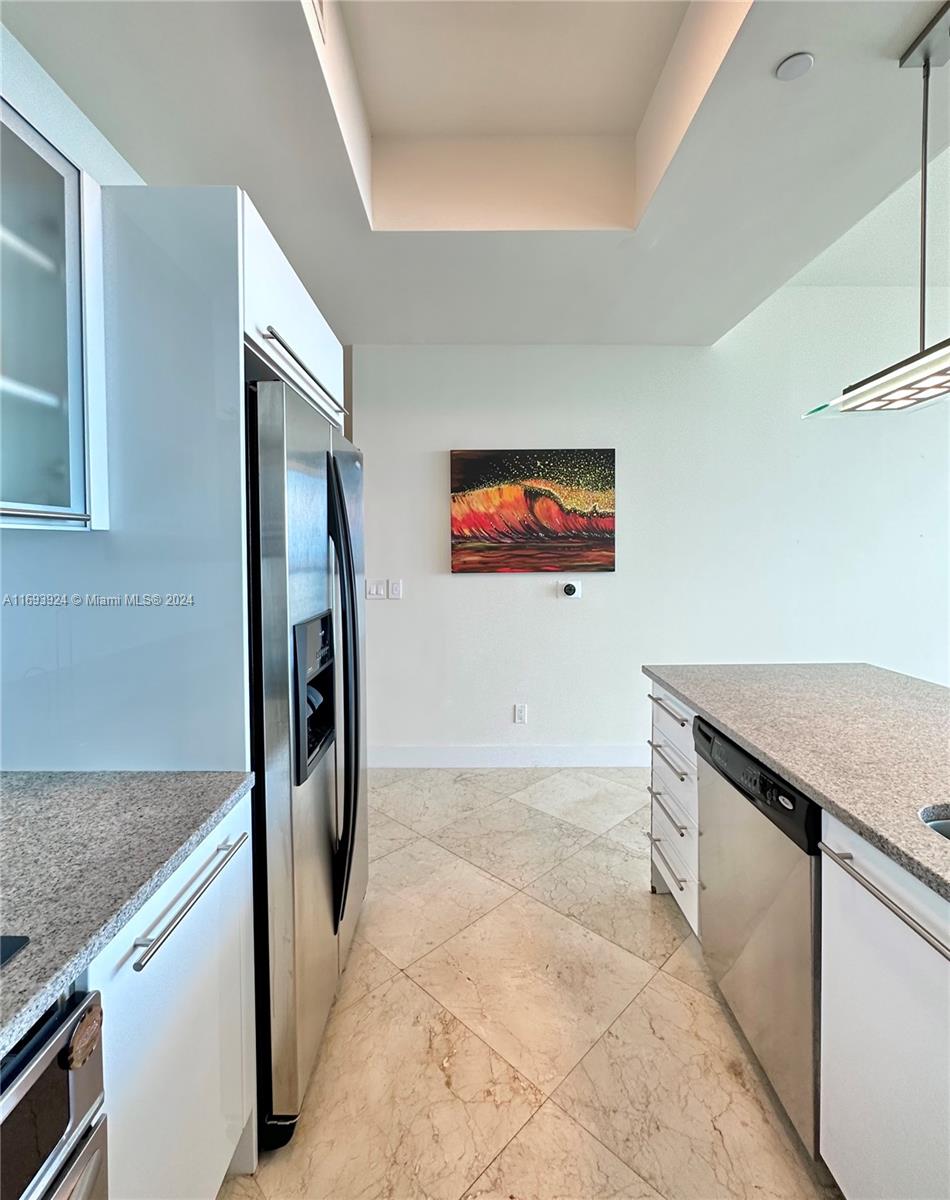 888 Biscayne Blvd #4803, Miami FL 33132