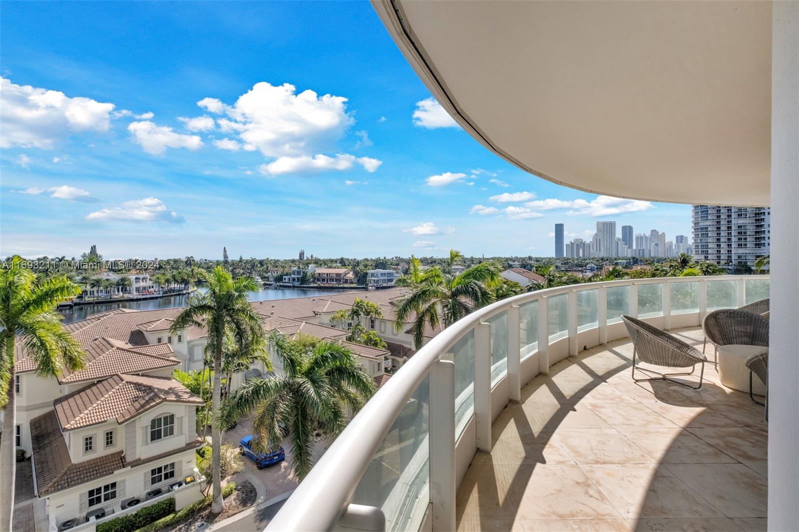 21050 Point Pl #605, Aventura, Florida image 11