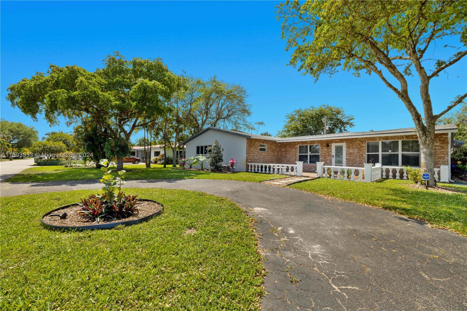 2225 NW 3rd Ave, Wilton Manors, Florida image 3