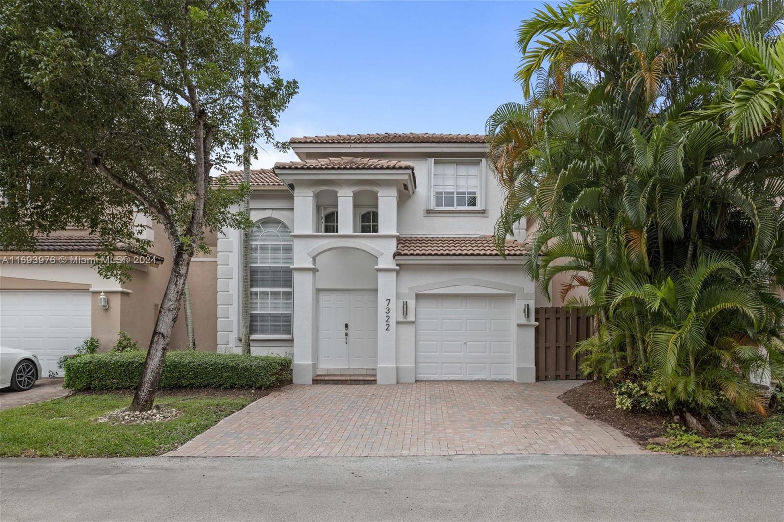 7322 NW 113th Pl, Doral, Florida image 2