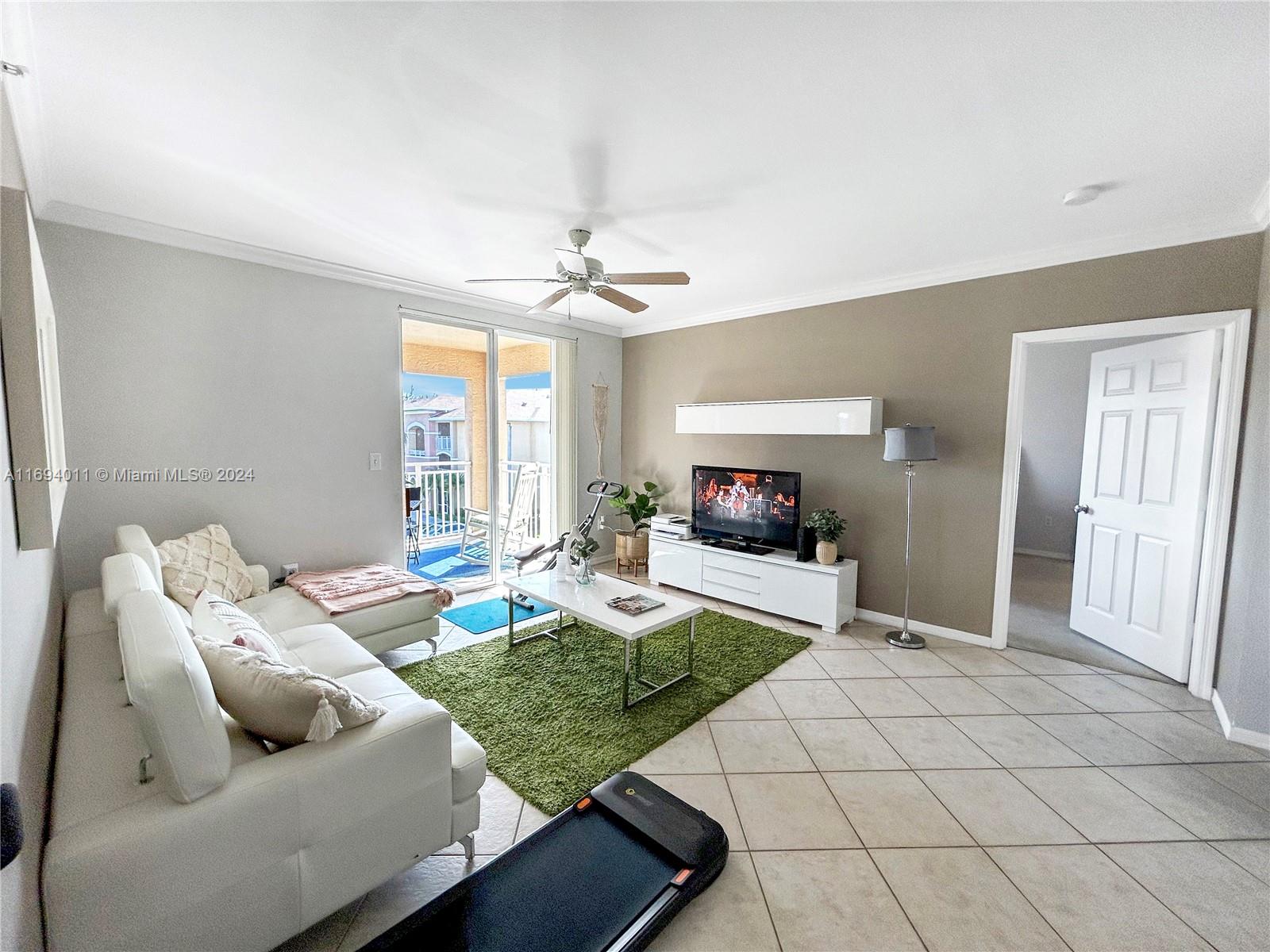 6458 Emerald Dunes Dr #303, West Palm Beach, Florida image 3