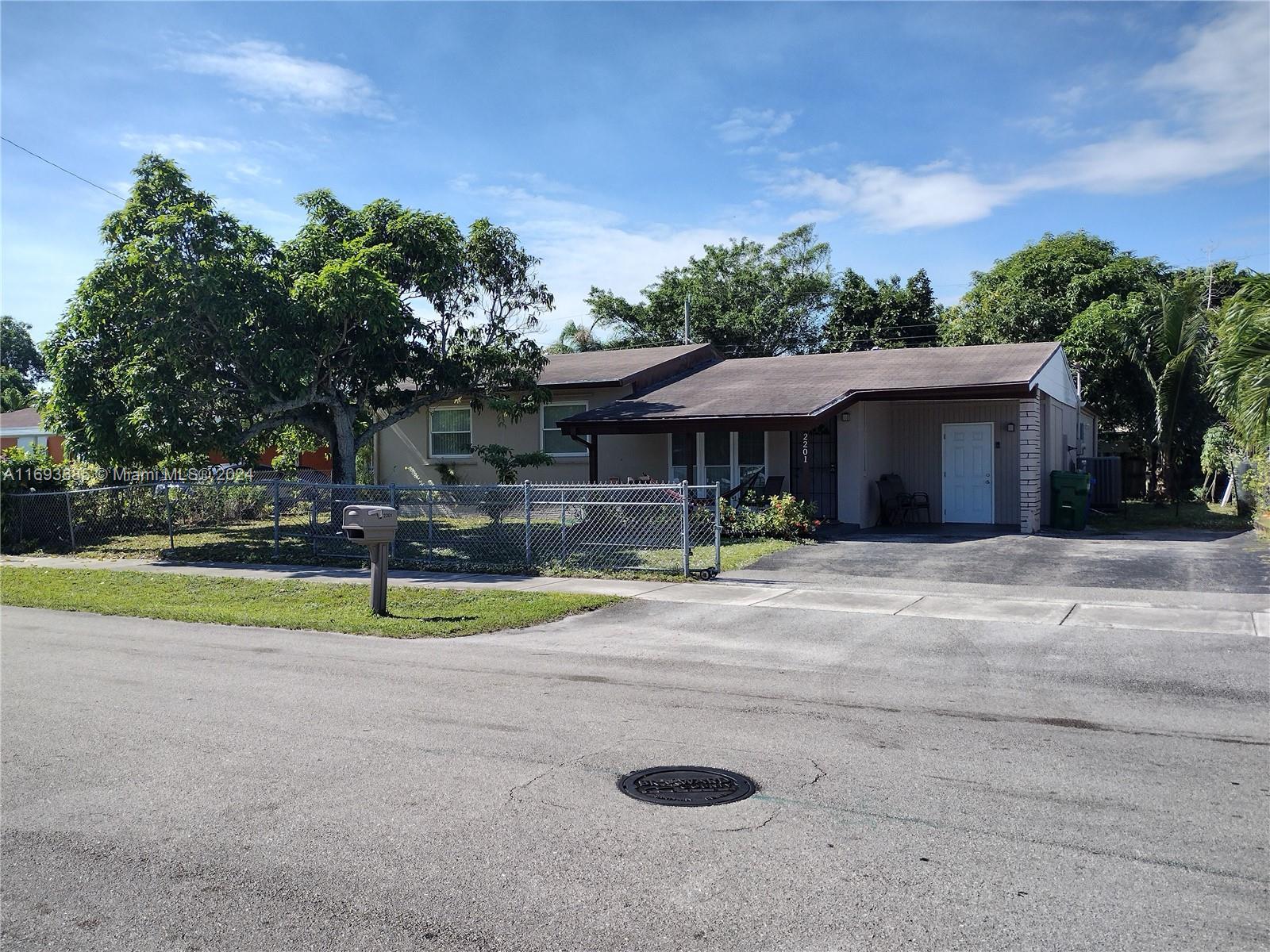 2201 SW 46th Ter, Fort Lauderdale, Florida image 26