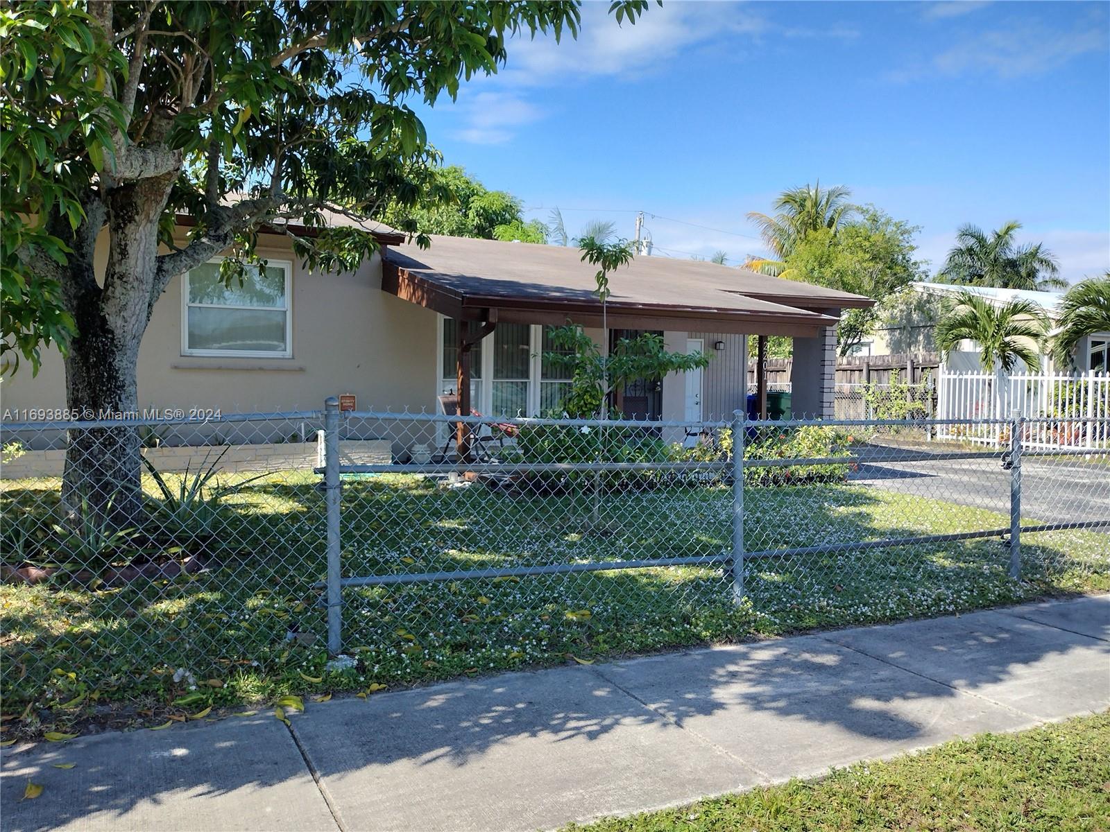 2201 SW 46th Ter, Fort Lauderdale, Florida image 30