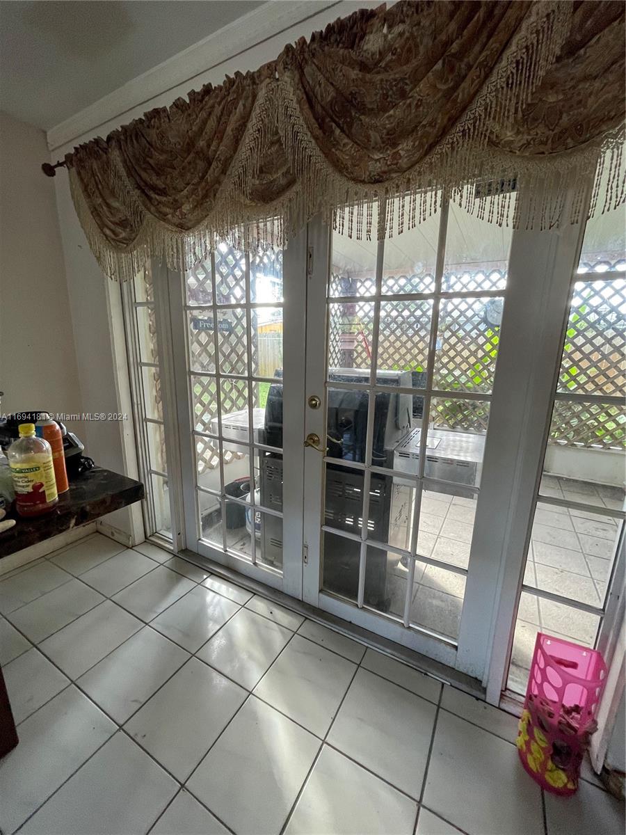 4810 NW 11th Ct, Lauderhill, Florida image 3