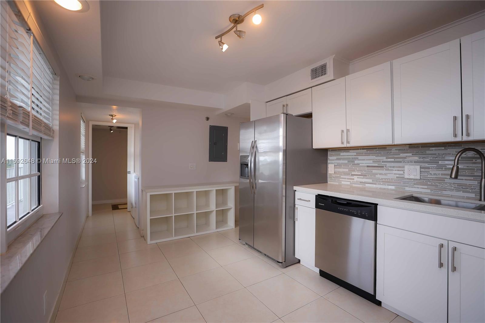 4015 W Palm Aire Dr #902, Pompano Beach, Florida image 13