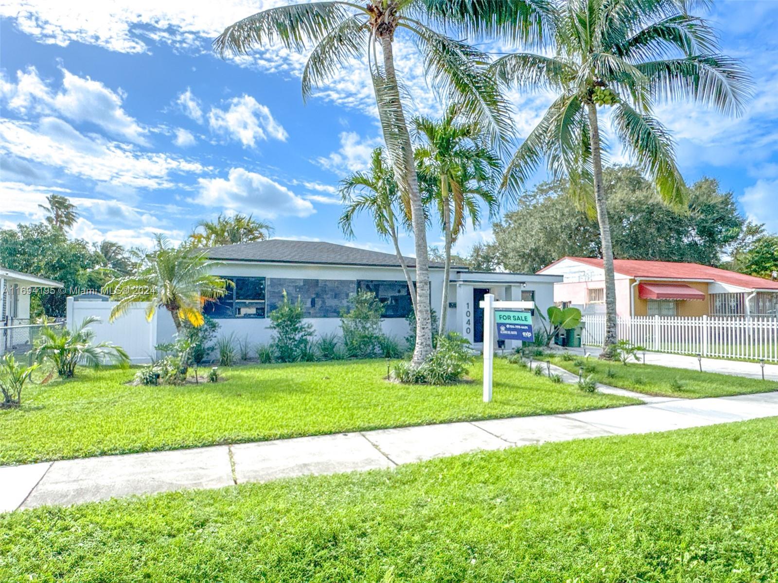 1040 NE 143rd St, North Miami, Florida image 2