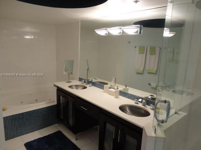 6301 Collins Ave #2208, Miami Beach, Florida image 24