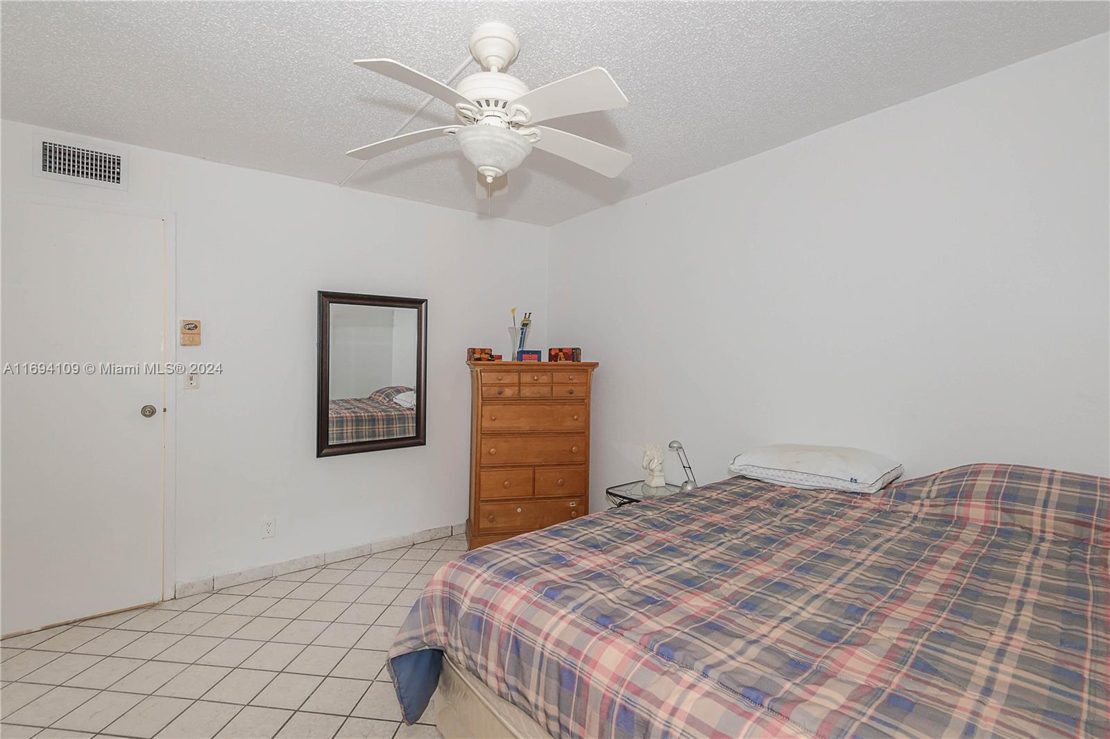 2800 Somerset Dr #115J, Lauderdale Lakes, Florida image 21