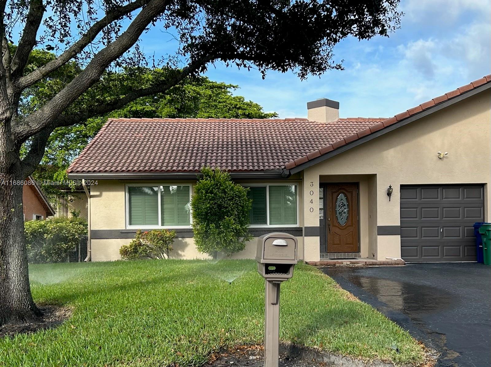 3040 NW 116th Ave, Coral Springs, Florida image 1